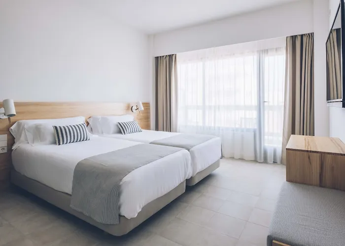 Aya Seahotel - Adults Only
