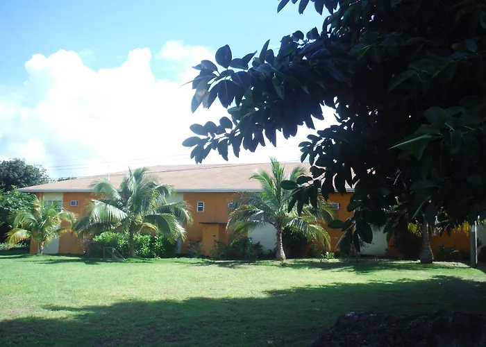 Seagrape Plantation Resort & Dive Center