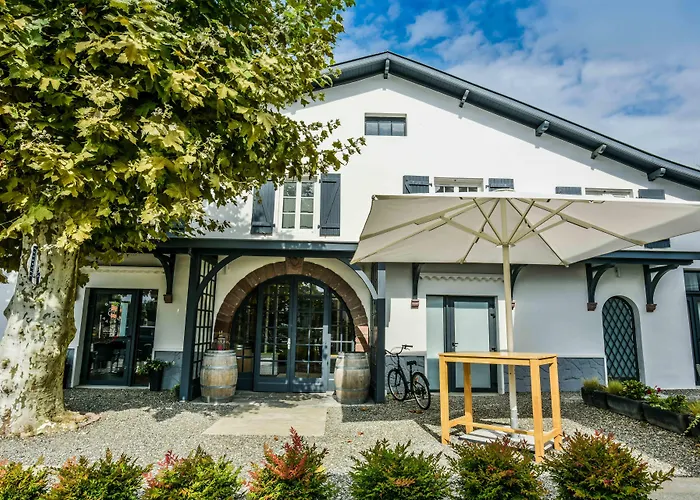 Logis Hotels Gnac E Pause
