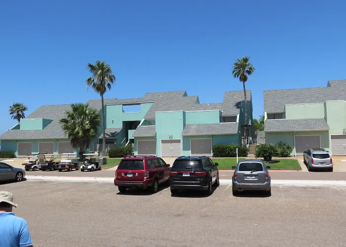 Multi Resorts At Puente Vista