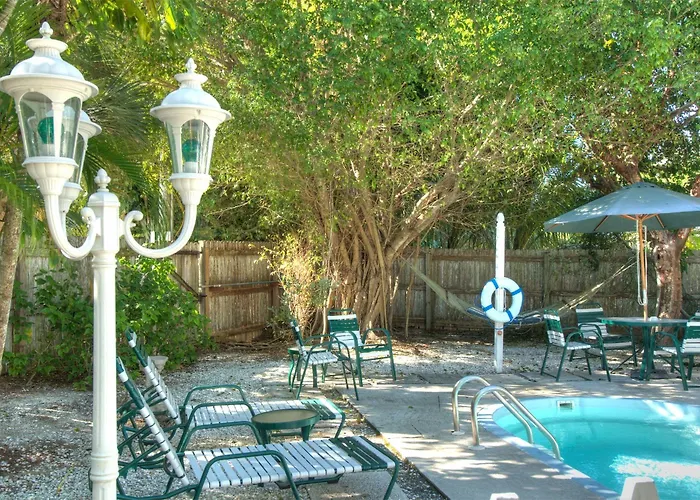 Seahorse Cottages - Adults Only