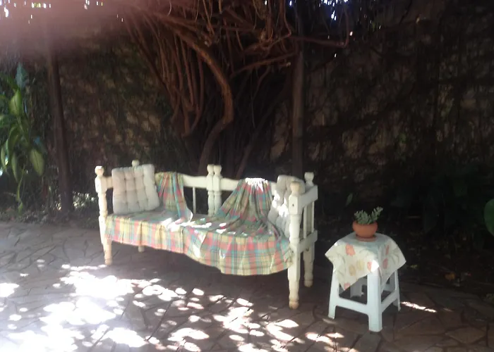 Hotel Pousada Chalé das Flores