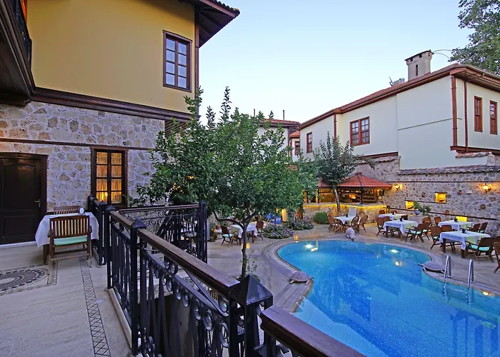 La Paloma Hotel