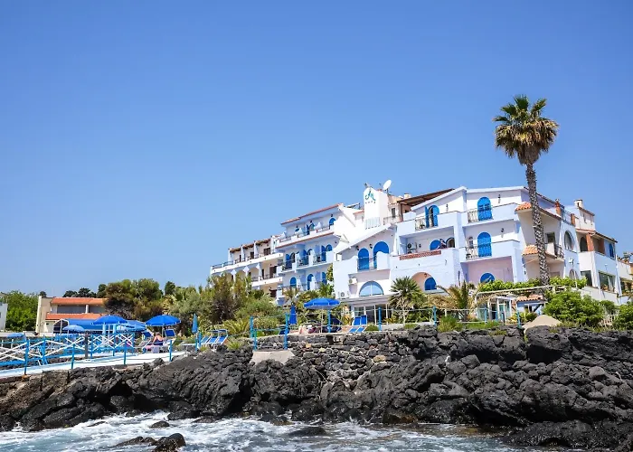 Kalos Hotel
