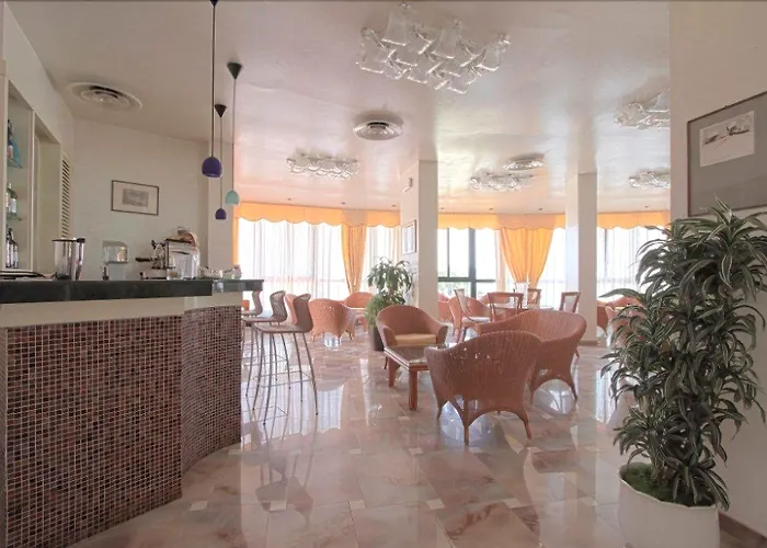 Hotel Torremaura Sea Front