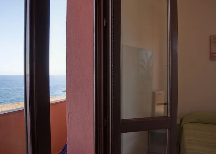 Hotel Bue Marino