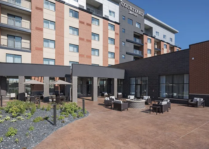 Courtyard By Marriott Mt. Pleasant At Central Michigan University