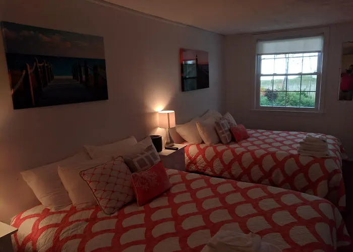 Surfside Inn Chatham