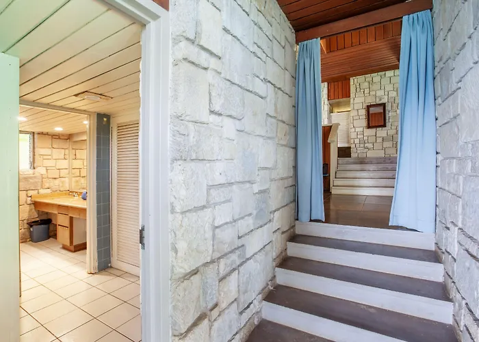 Frenchman'S Cove Resort