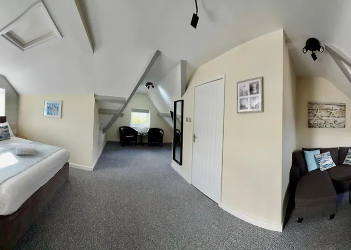 The Hedley Townhouse
