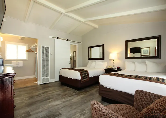 Monterey Peninsula Inn