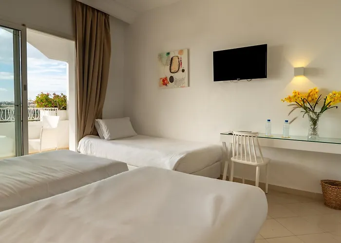 Hotel Cooee President