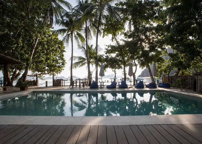 Last Frontier Beach Resort - Adults Only