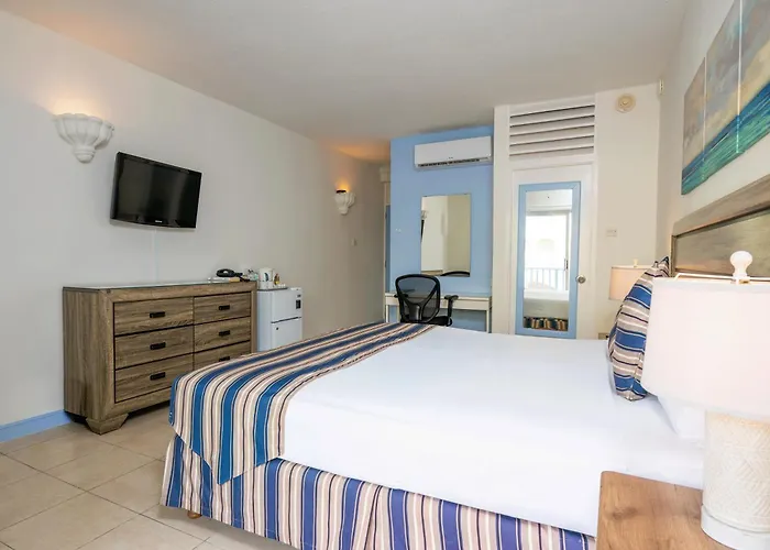 Time Out Hotel