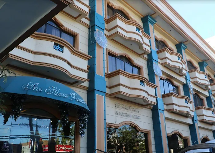 Crown Royale Hotel