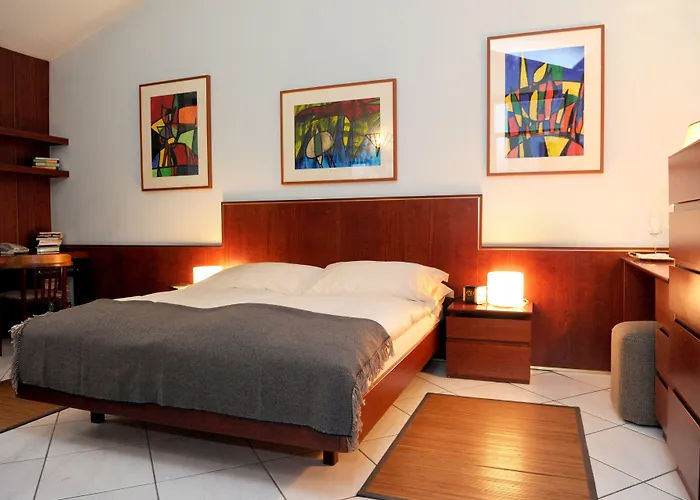 Hotel Milan
