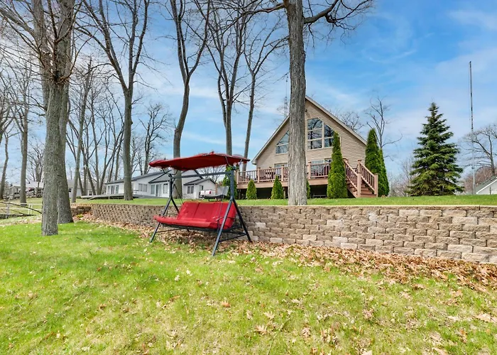 Waterfront Lake Huron Home - Private Beach!