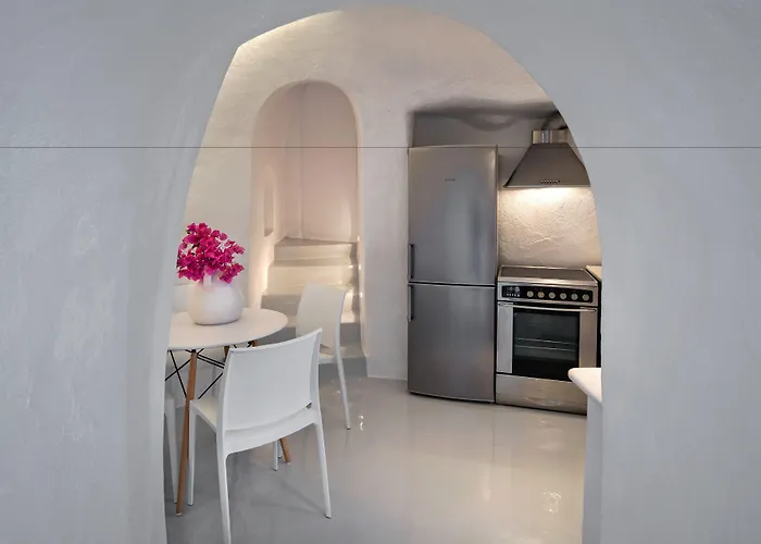 Cosmoia Cave House