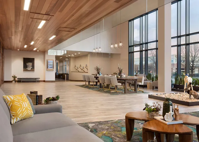 Embassy Suites By Hilton Boulder