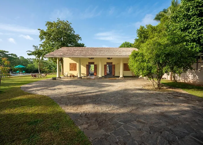 Green Hideaway - Villa With Private Pool, 8 Mins To Galle Fort