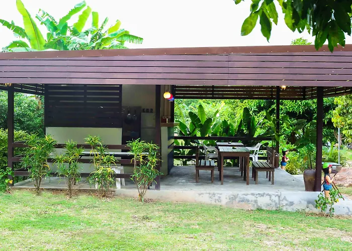 Bang Po Hut