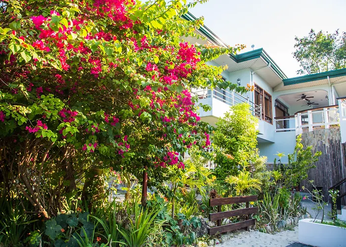 Edgewater Dive & Spa Resort