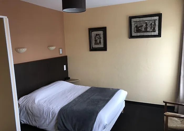 Rev Hôtel Lamalou-les-Bains