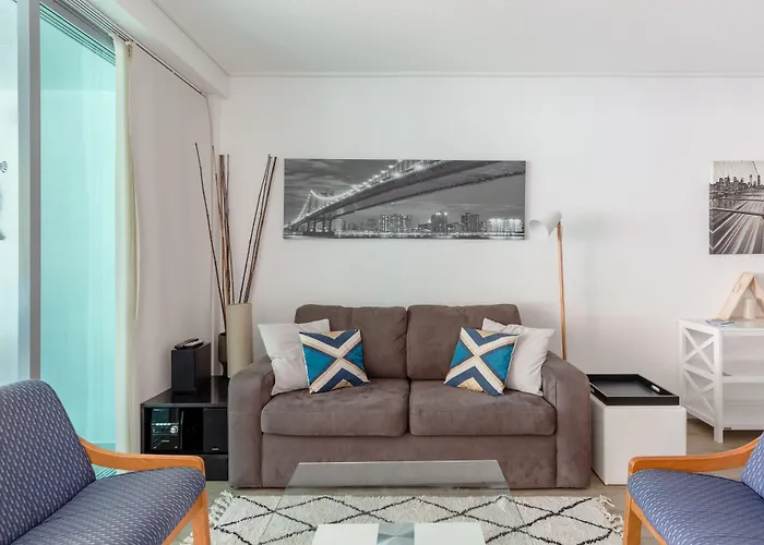 S&P Apartments - Tank St