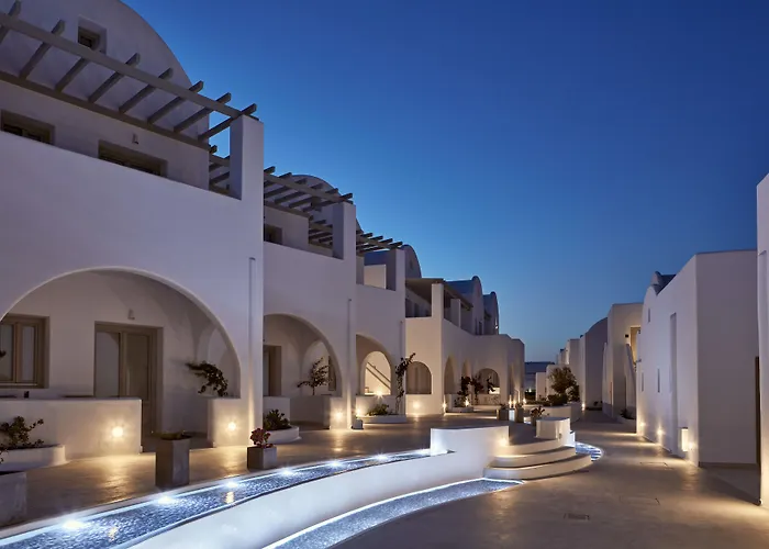 Costa Grand Resort & Spa