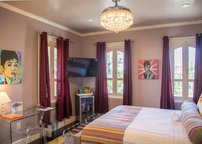 The Fred - Adults Only Hotel