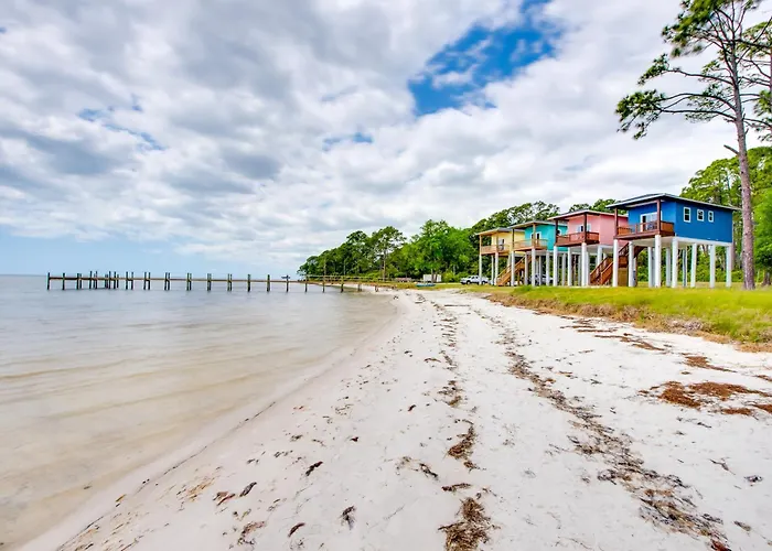 Beach & Dock Access: Lanark Village Escape!