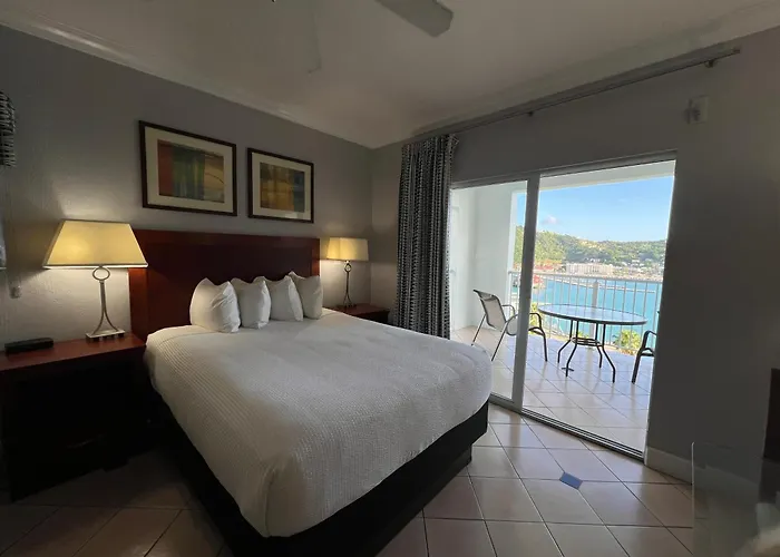 Bluebeard'S Castle Resort