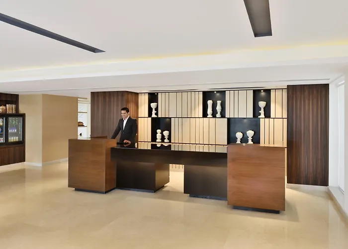 Fairfield By Marriott Chennai Omr