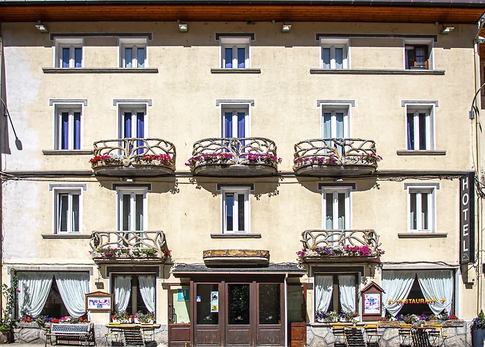 Hotel Joan Canejan