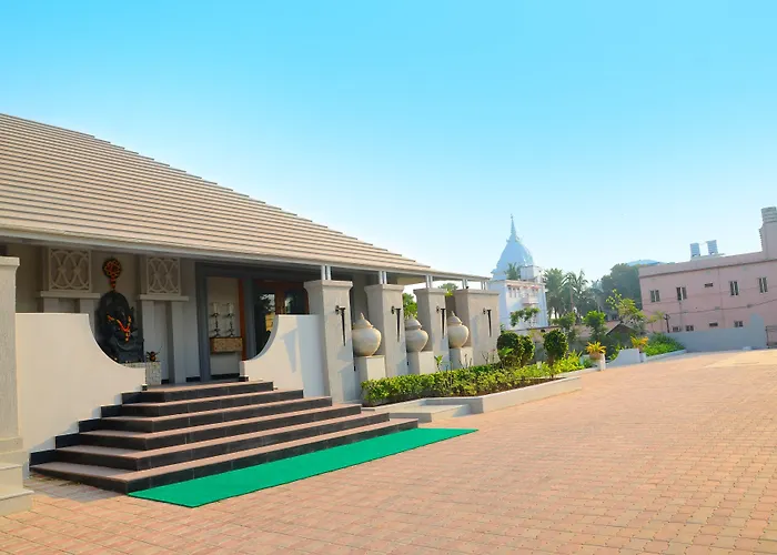 Pramod Convention & Beach Resorts