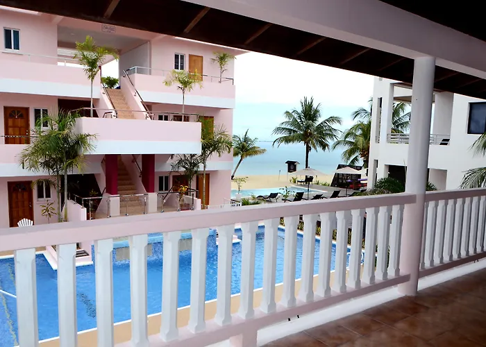 Miramar Suites