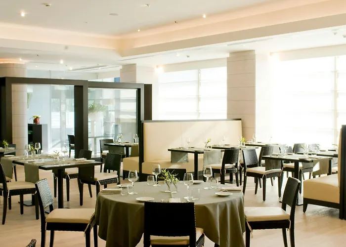 Starhotels Grand Milan