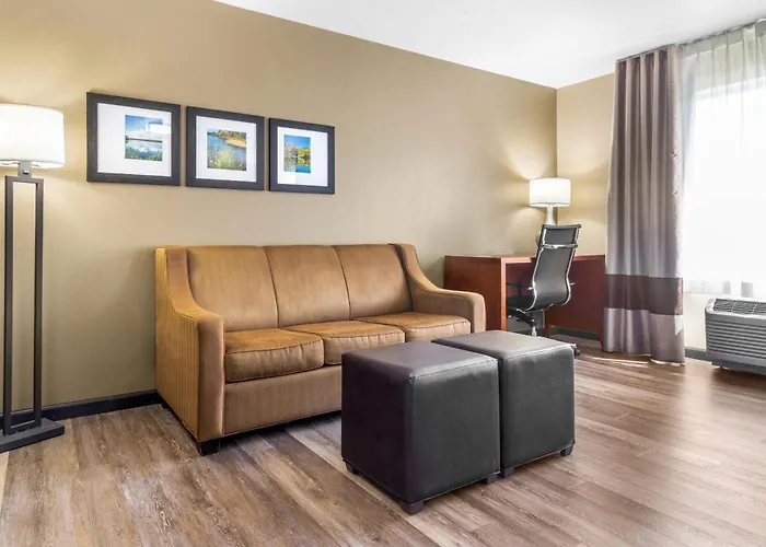 Comfort Suites