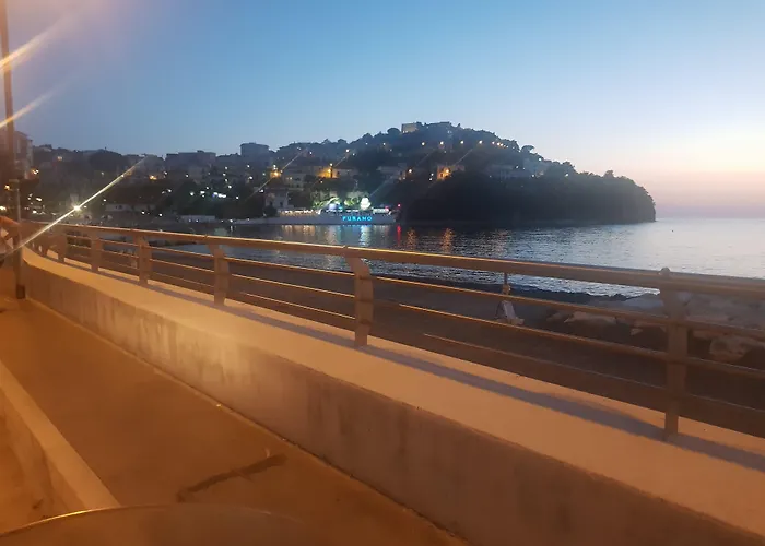 100 passi dal mare
