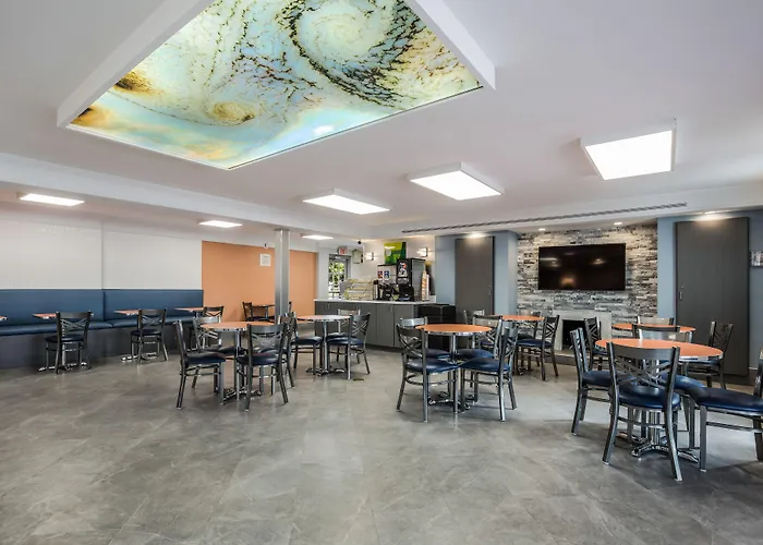 Quality Inn Hampton - Newport News