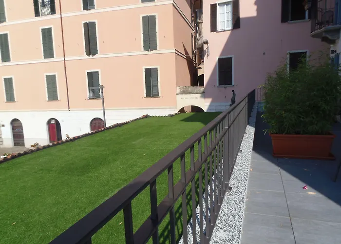 Albergo Dongo