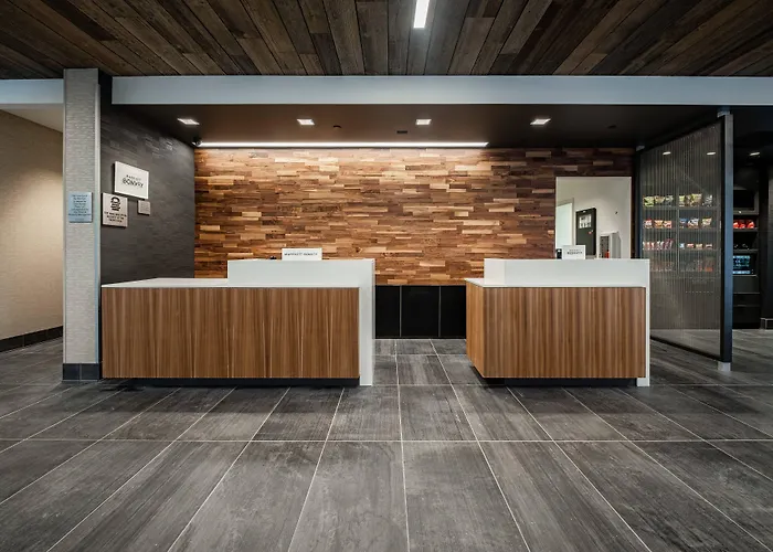 Courtyard By Marriott Toledo West