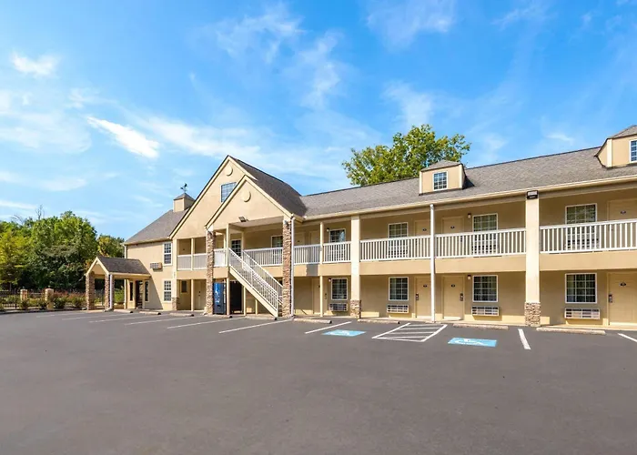 Days Inn By Wyndham Canton