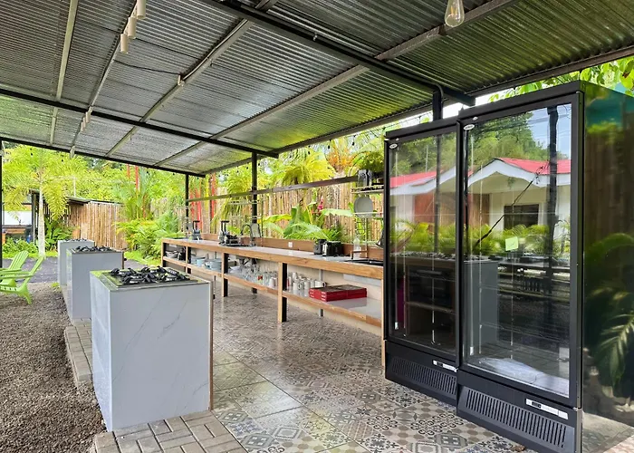 Kalunay Hostel - Breakfast Included