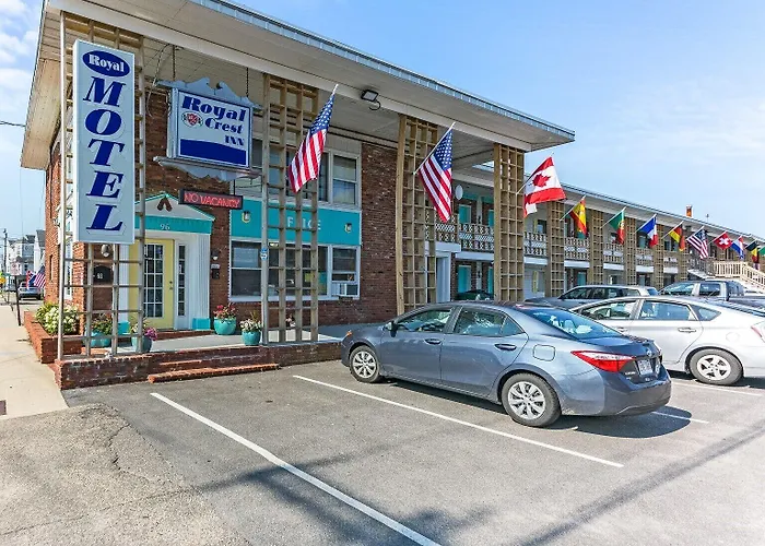 The Crest - Hampton Beach