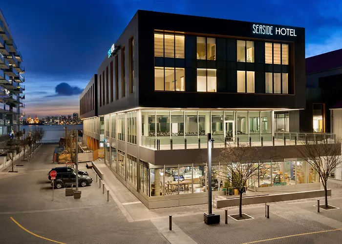 Seaside Hotel North Vancouver