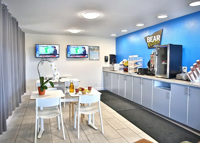 Travelodge By Wyndham Crescent City