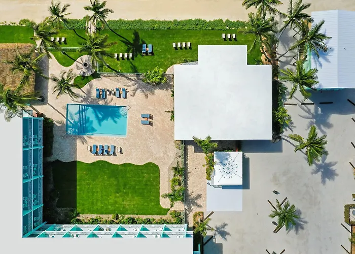 Grassy Flats Resort & Beach Club
