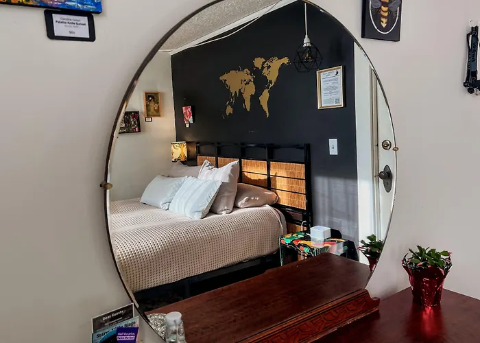 Starry Night Inn