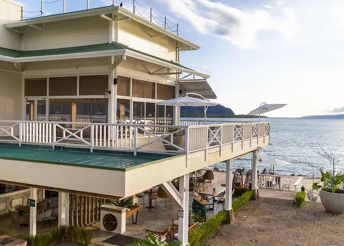 Amaka Ocean Living Lodge